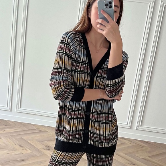 DUMA OFFICIAL Massey Cardigan in Sorbet Tone - Picture 5 of 5